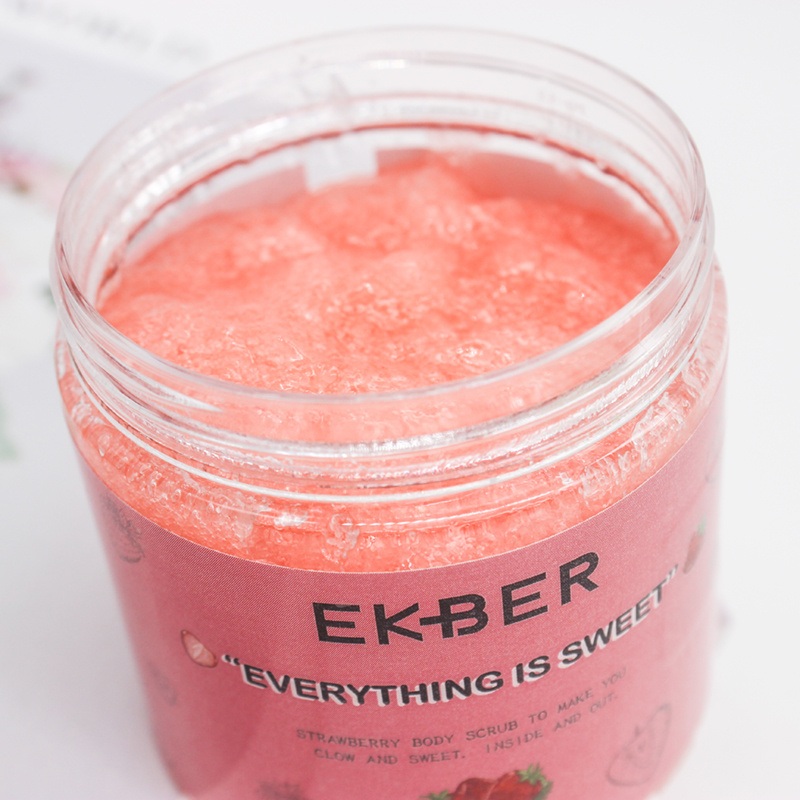 Wholesale Natural Sticker Organic Vegan Fruit Whitening Strawberry Exfoliating Strawberry Peach Body Scrub