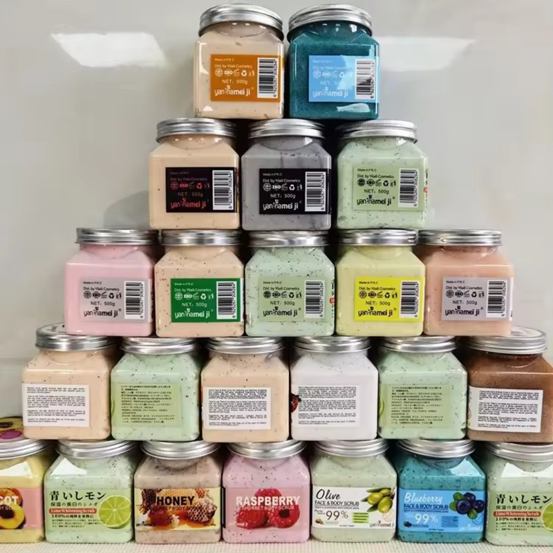 Wholesale OEM ODM Obm Organic Fruit Strawberry Papaya Charcoal Lavender Exfolianting Whitening Moisturizing Face and Body Scrub