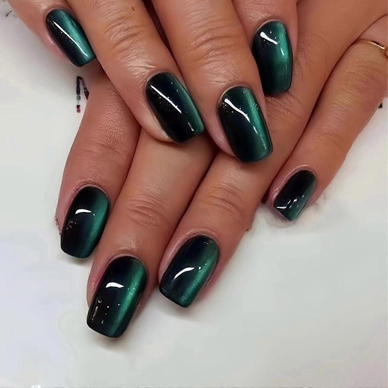 Square emerald green elegant cat's eye luxury whitening wearable detachable nail art 24 pieces dark green