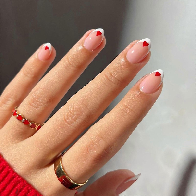 Stick on Nail Full Cover False Nail with Heart Designs French Tips Acrylic Nail For Fashion Women Seeking DIY Manicure