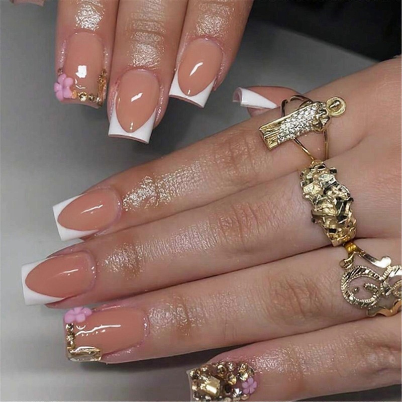 Press on Nail Glossy Acrylic Nail Set with Flower Designs False Nail Full Cover Stick on Nail Manicure Nail Decoration