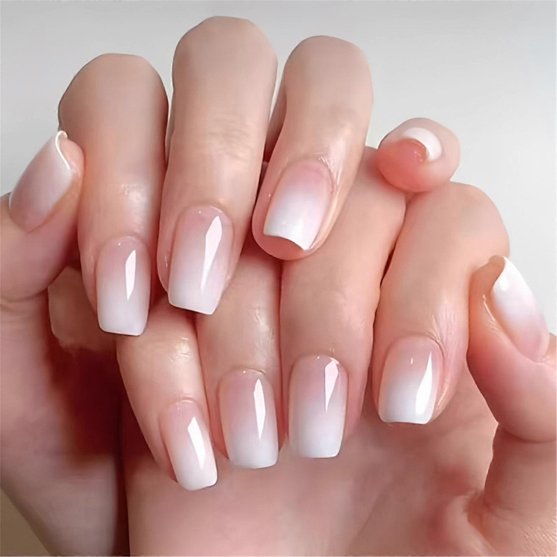 24 Pcs Glossy Full Cover Stick on Nail Short Square False Nail Gradient Press On Nail Simple Artificial Nail