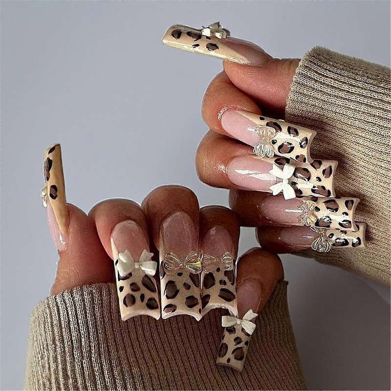 24 Pcs Leopard Print Press On Nail French Tips False Nail 3D Bows Full Cover Stick On Nail for Woman and Girls