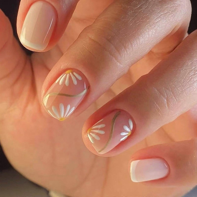 24 Pcs Glossy Press On Nail French Tips False Nail Sweet Flowers Full Cover Stick On Nail Short Square Acrylic Nail